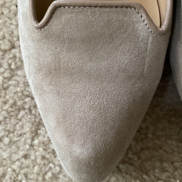 Tan suede flats - Picture 2 of 4